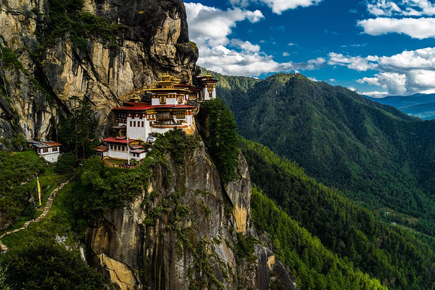 shutterstock_1374222482_tiger-nest